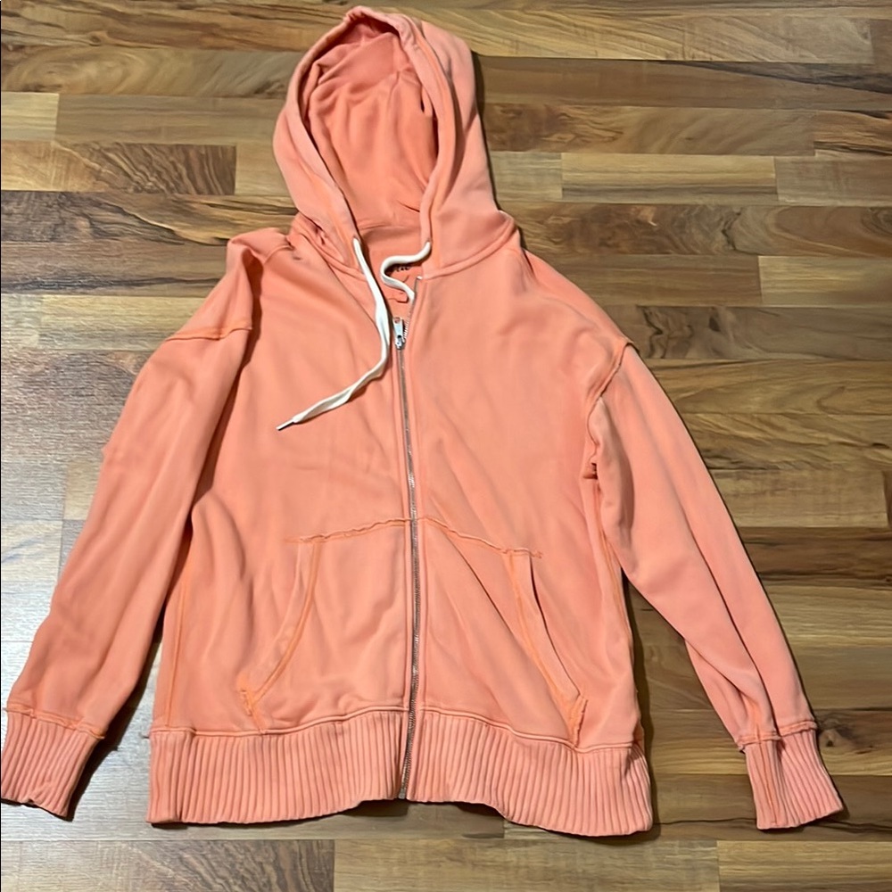 Aerie zip up hoodie size XS cream color